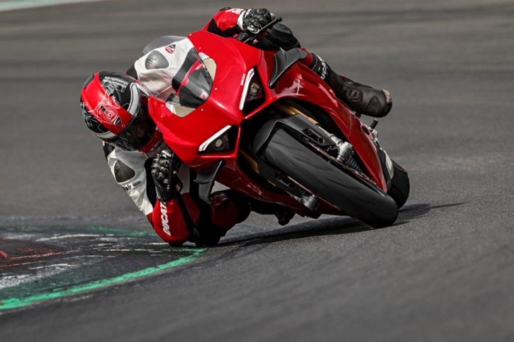 DUCATI PANIGALE V4